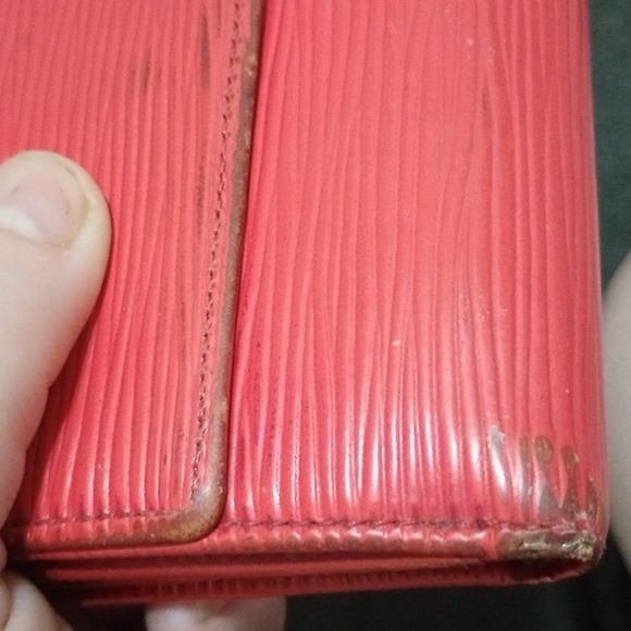 Louis Vuitton Red Epi Leather Wallet - Picture 15 of 16